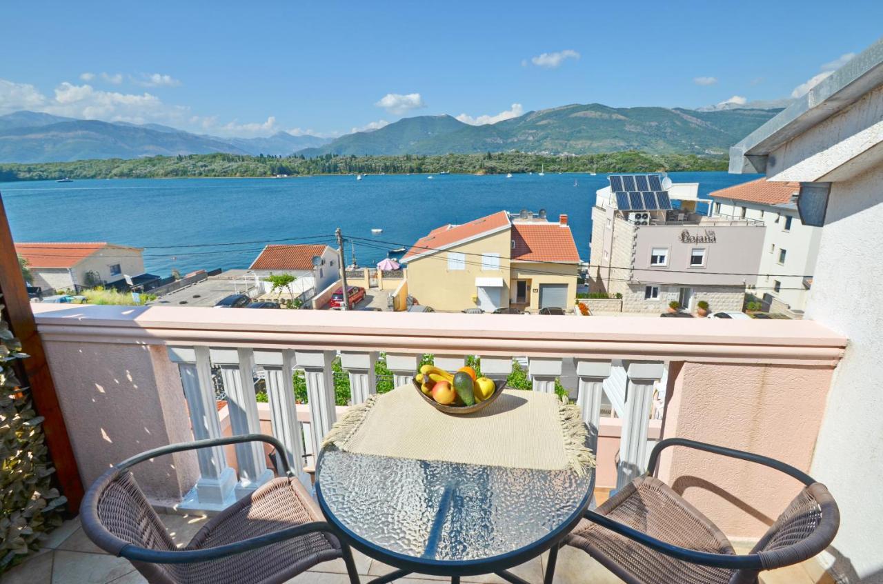 Stradioti Apartments Тиват Екстер'єр фото