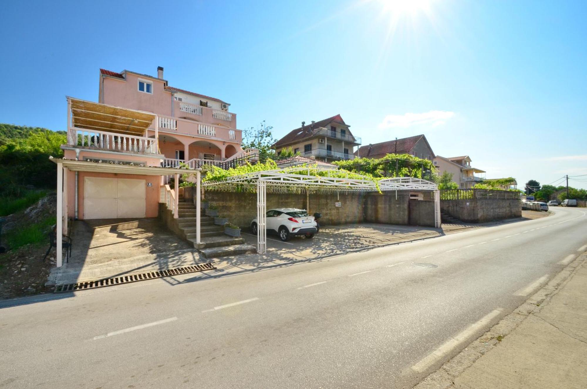 Stradioti Apartments Тиват Екстер'єр фото