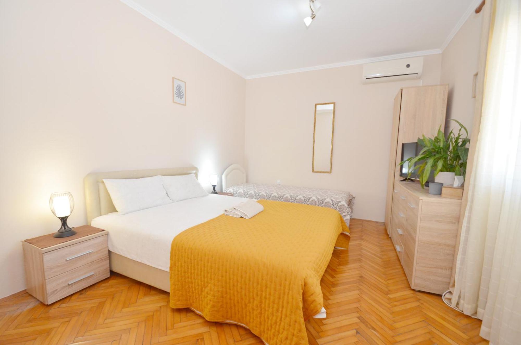Stradioti Apartments Тиват Екстер'єр фото